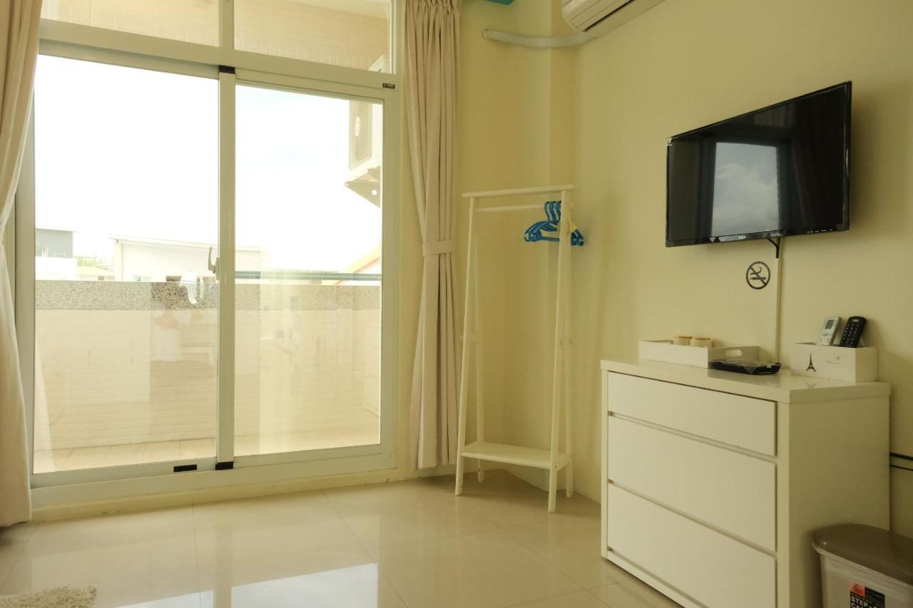 Bonjour, Paris Apartment Taitung Exterior photo